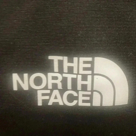 Men’s The North Face Quarter Zip Pullover - Picture 3 of 6
